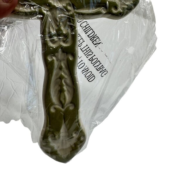 Decorative Wall Cross Cream & Sage Ceramic Celadon Signed Cat 6" x 10" - Picture 6 of 6